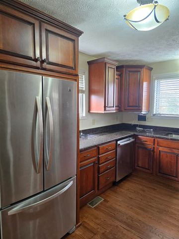 68 Feely Drive, Ona, WV 25545