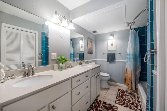103 Jean Lafitte Cove, Galveston, TX 77554