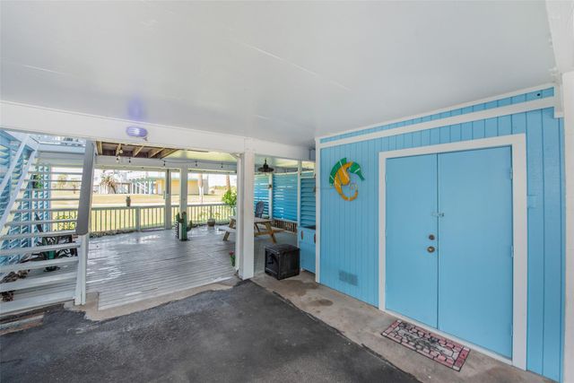 103 Jean Lafitte Cove, Galveston, TX 77554