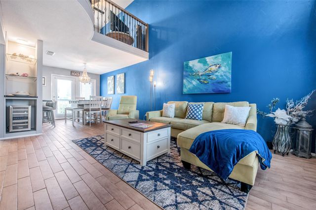 103 Jean Lafitte Cove, Galveston, TX 77554