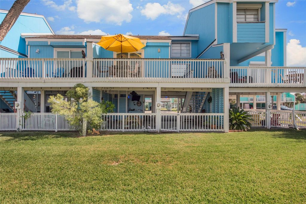 103 Jean Lafitte Cove, Galveston, TX 77554