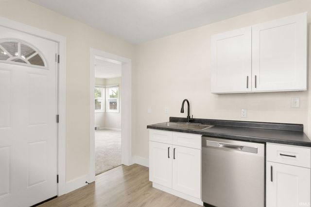 222 Village Way, South Bend, IN 46619