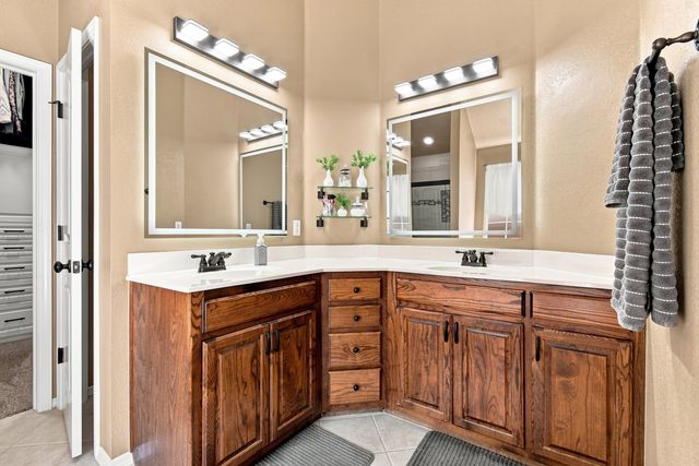 7424 E Indianola Street, Broken Arrow, OK 74014