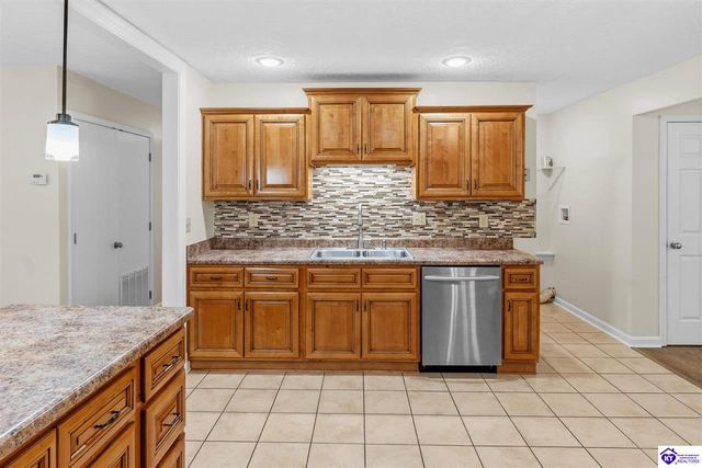 441 Seminole Road, Radcliff, KY 40160
