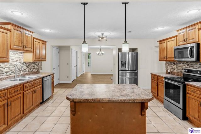 441 Seminole Road, Radcliff, KY 40160