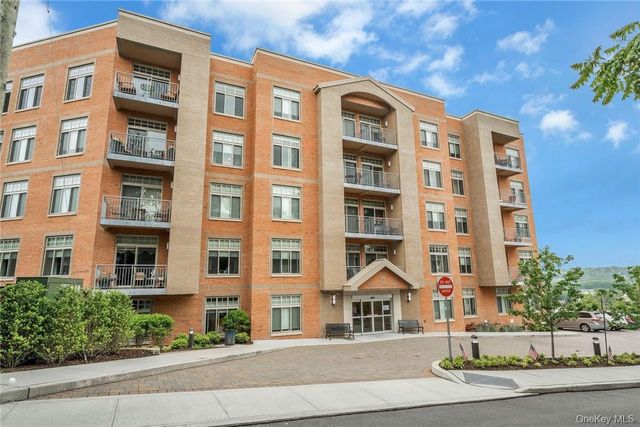 40 Jackson Avenue 3D, Eastchester, NY 10709
