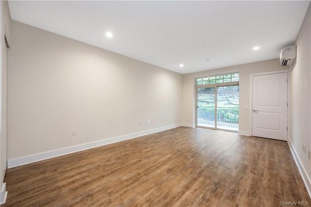 40 Jackson Avenue 3D, Eastchester, NY 10709