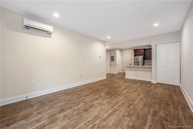 40 Jackson Avenue 3D, Eastchester, NY 10709