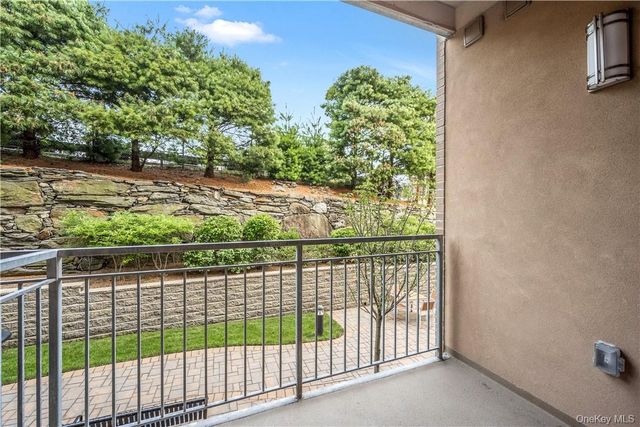 40 Jackson Avenue 3D, Eastchester, NY 10709