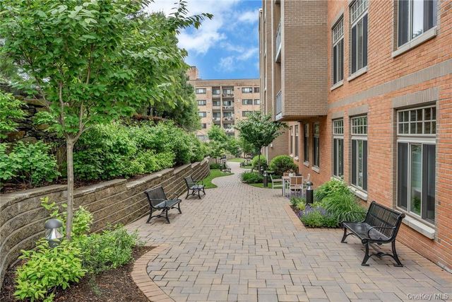 40 Jackson Avenue 3D, Eastchester, NY 10709