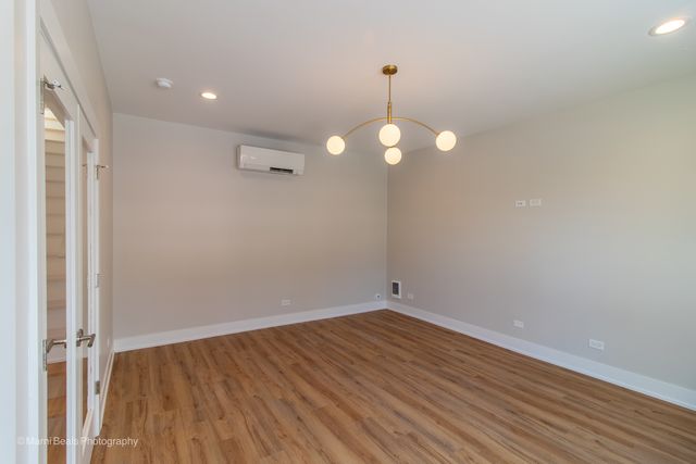 6749 S Langley Avenue, Chicago, IL 60637