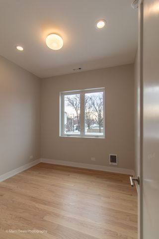 6749 S Langley Avenue, Chicago, IL 60637