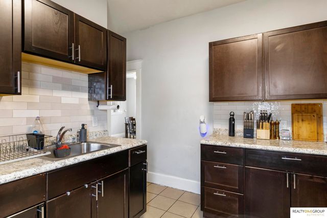 4416 N 21St Street, Omaha, NE 68110