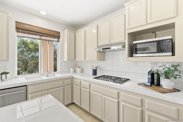 3993 Via Cangrejo, San Diego, CA 92130