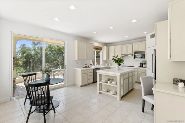 3993 Via Cangrejo, San Diego, CA 92130