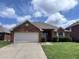 1933 Juniper Drive, Little Elm, TX 75068