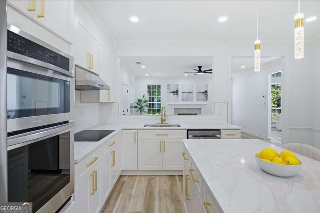 5059 Club Vista Point, Stone Mountain, GA 30088
