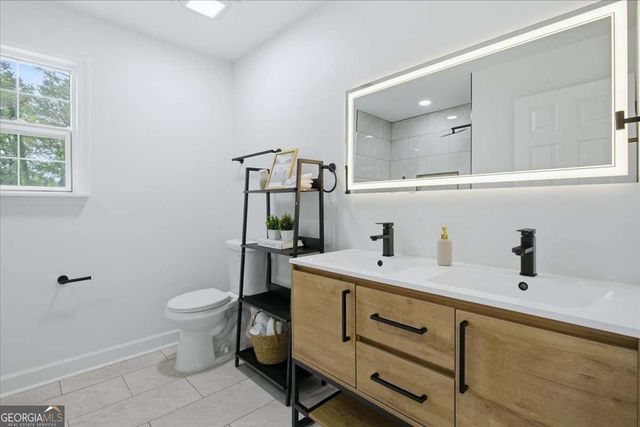 5059 Club Vista Point, Stone Mountain, GA 30088