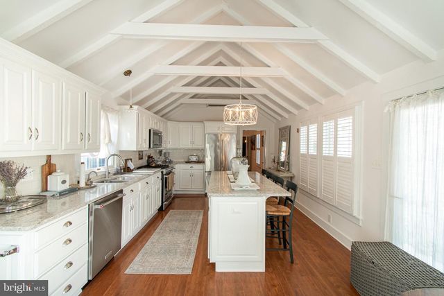 114 E CHEW AVE, Saint Michaels, MD 21663