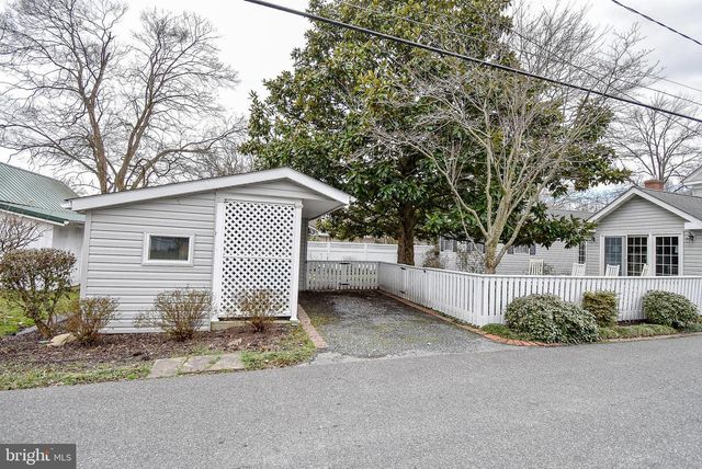 114 E CHEW AVE, Saint Michaels, MD 21663