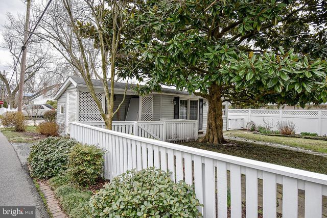 114 E CHEW AVE, Saint Michaels, MD 21663