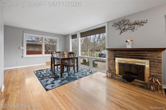 2454 N Middlebelt Road N, West Bloomfield Charter Township, MI 48324