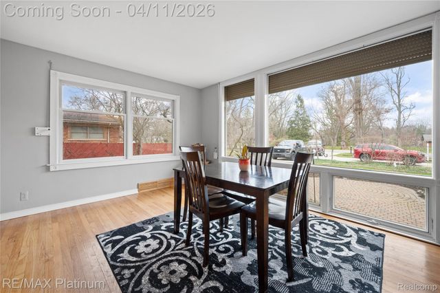 2454 N Middlebelt Road N, West Bloomfield Charter Township, MI 48324