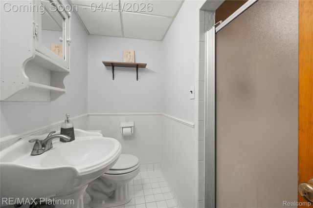 2454 N Middlebelt Road N, West Bloomfield Charter Township, MI 48324