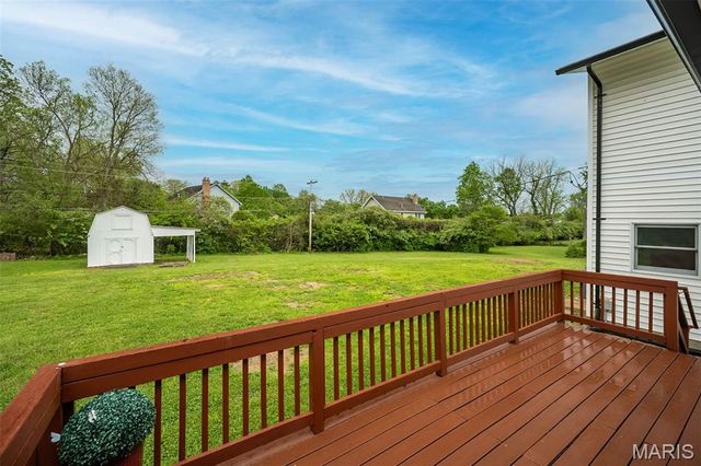 270 E Skyline Drive, Ballwin, MO 63011
