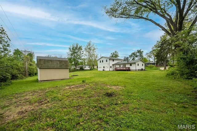 270 E Skyline Drive, Ballwin, MO 63011
