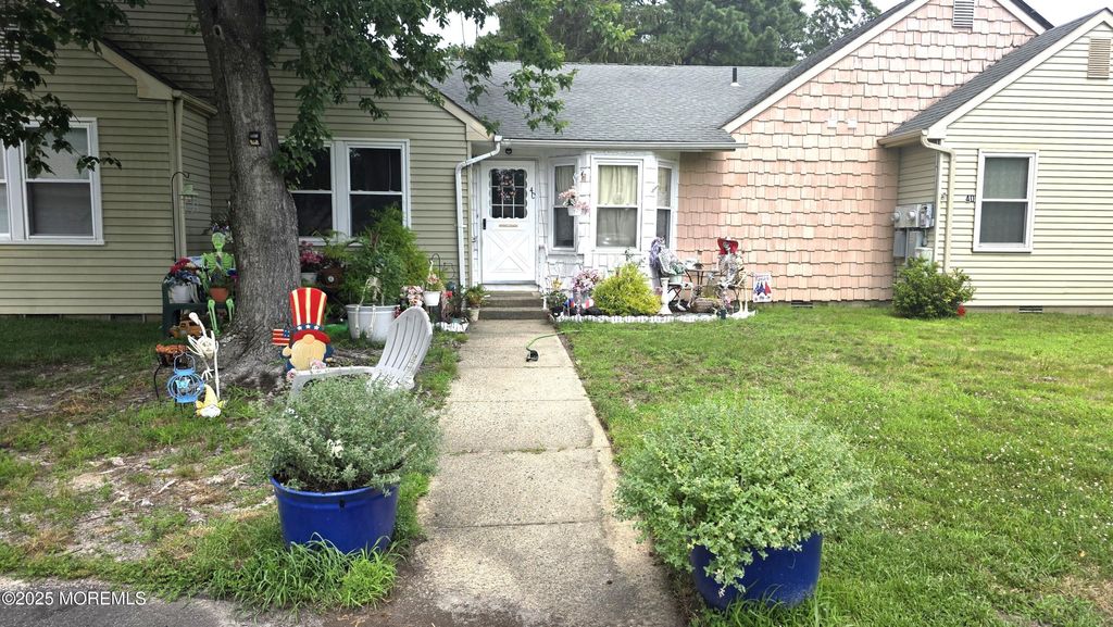 4 Ardsley Avenue 63, Whiting, NJ 08759
