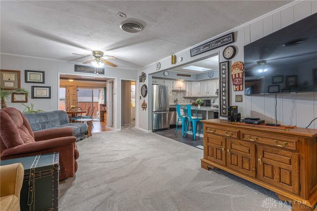 1808 Burnside Drive, Miamisburg, OH 45342