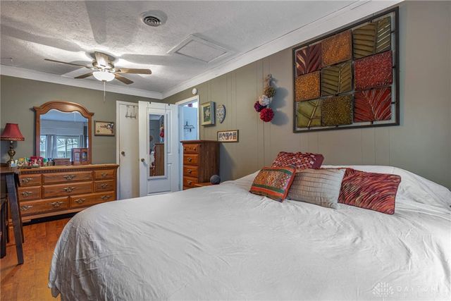 1808 Burnside Drive, Miamisburg, OH 45342