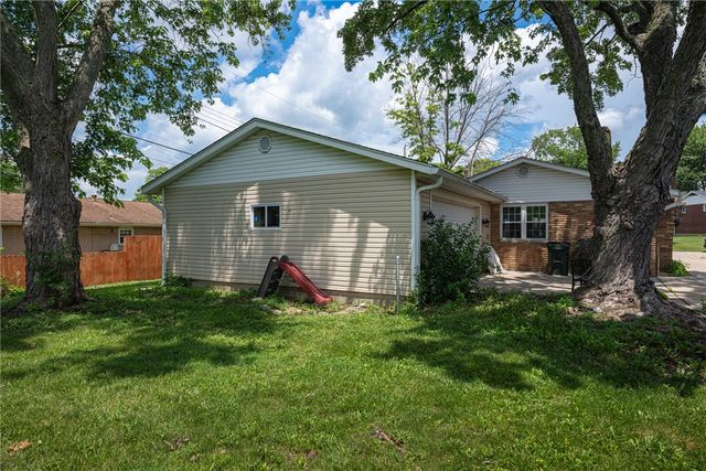 1808 Burnside Drive, Miamisburg, OH 45342