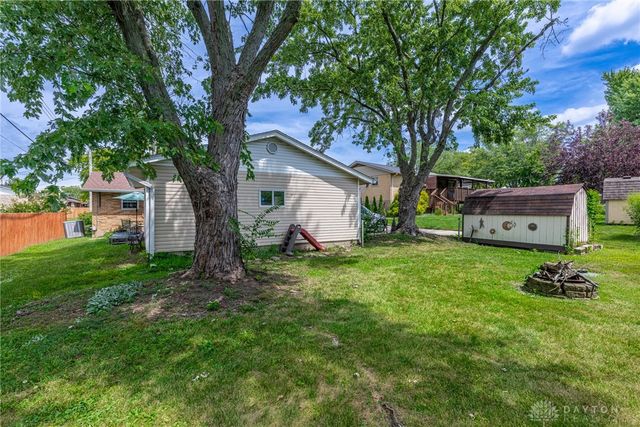 1808 Burnside Drive, Miamisburg, OH 45342