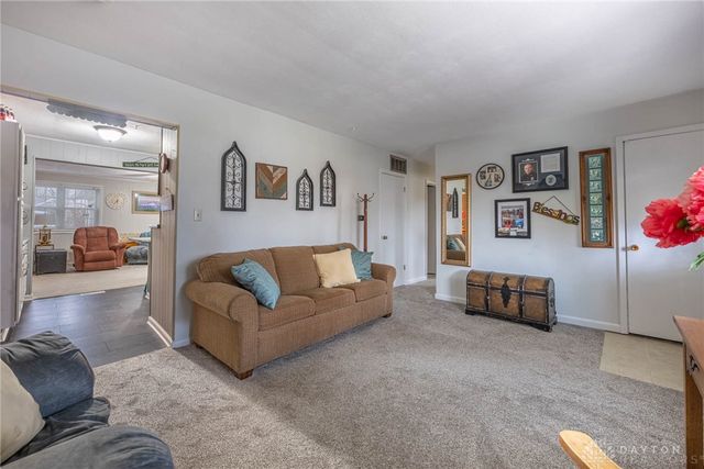 1808 Burnside Drive, Miamisburg, OH 45342