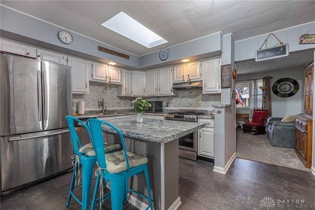 1808 Burnside Drive, Miamisburg, OH 45342