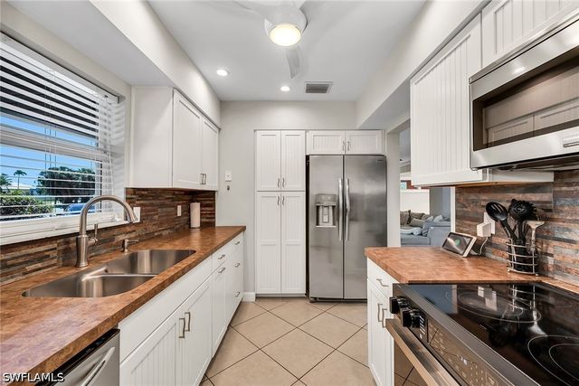 146 Greenbrier ST, Marco Island, FL 34145