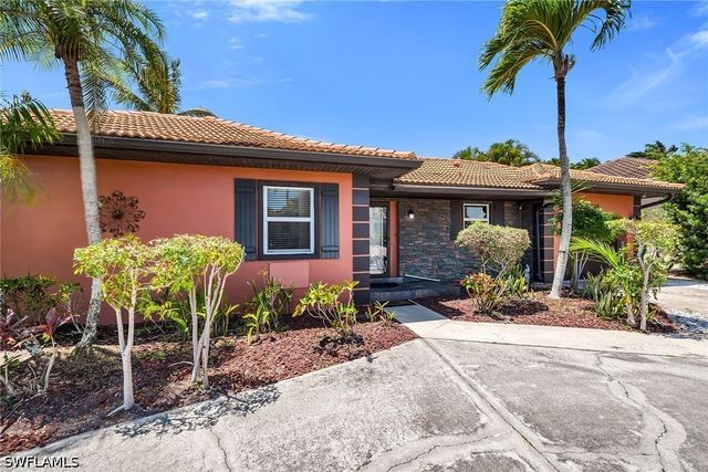 146 Greenbrier ST, Marco Island, FL 34145