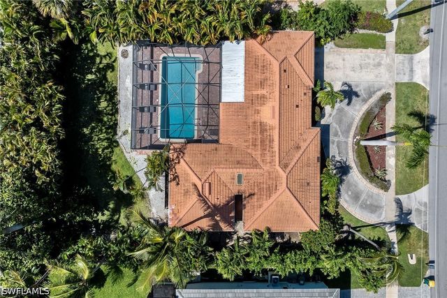 146 Greenbrier ST, Marco Island, FL 34145