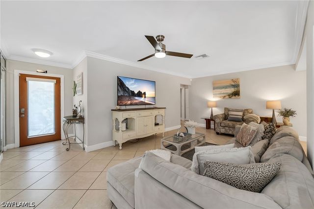 146 Greenbrier ST, Marco Island, FL 34145