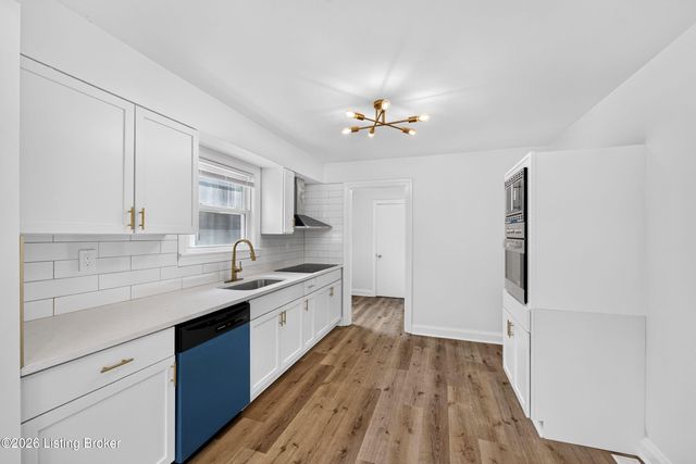 4868 Brenda Dr, Louisville, KY 40219
