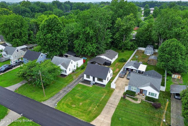 4868 Brenda Dr, Louisville, KY 40219