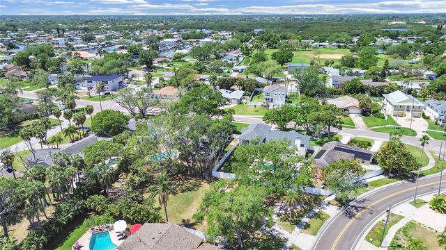 5438 BAYOU GRANDE BOULEVARD NE, St Petersburg, FL 33703