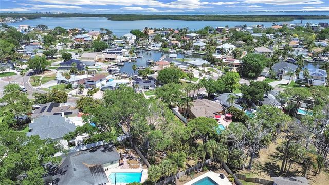 5438 BAYOU GRANDE BOULEVARD NE, St Petersburg, FL 33703
