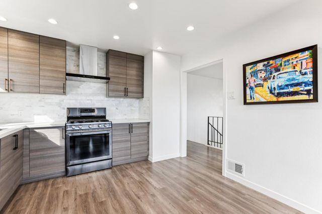 99 Parnell Avenue, Daly City, CA 94015