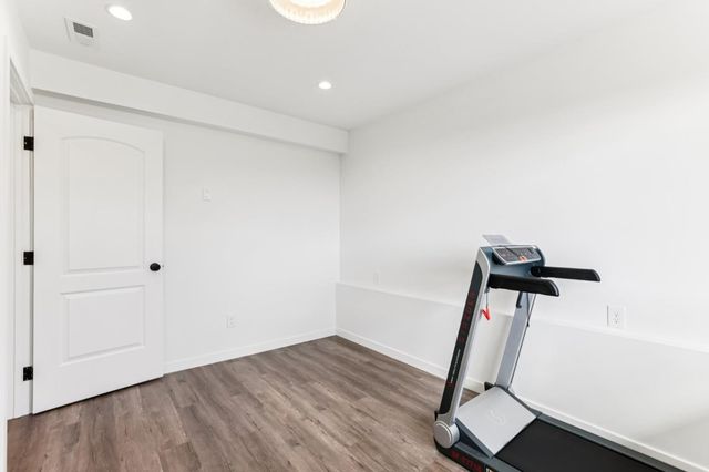 99 Parnell Avenue, Daly City, CA 94015