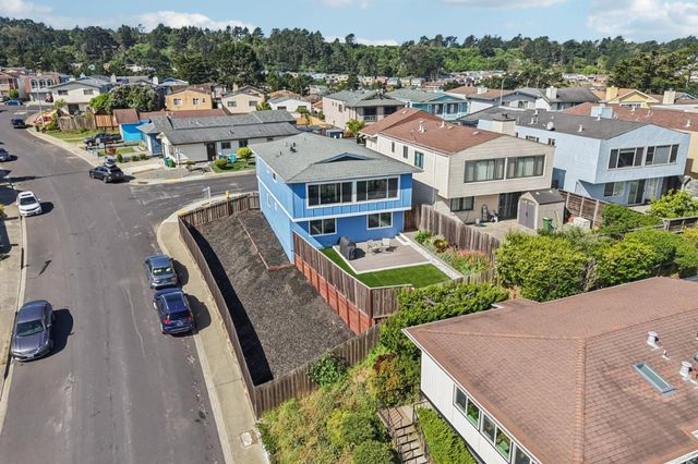 99 Parnell Avenue, Daly City, CA 94015