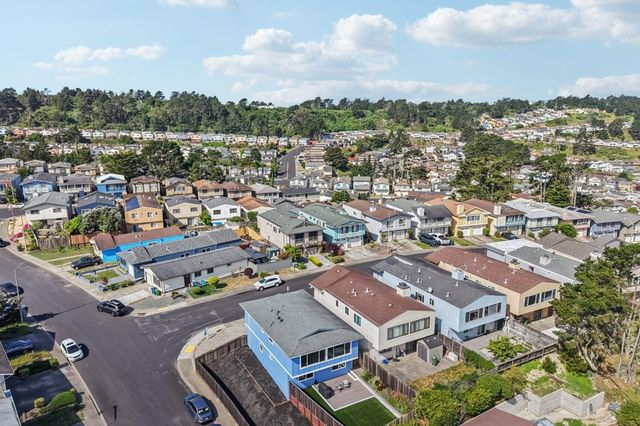 99 Parnell Avenue, Daly City, CA 94015