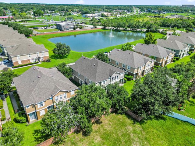 1933 ESTANCIA CIRCLE 1933, Kissimmee, FL 34741